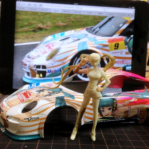 フジミ 1/24 ポルシェ 911 GT3R 初音ミク× GSR 完成写真 -1