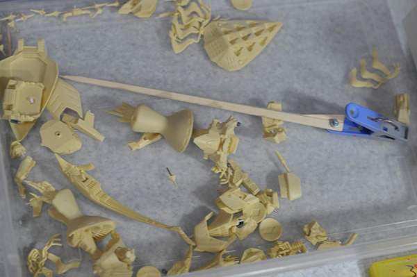 WAVE キュベレイ(1/144) ガレージキット 制作2-4