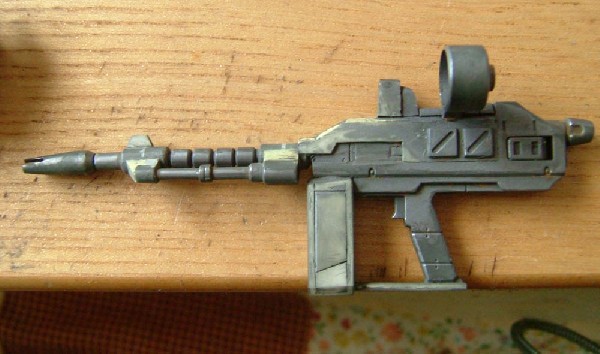 GUNDAM 試作１号機「The Origin」版　1/100 MG Ver1.5ベース その５　武器類の塗装-2
