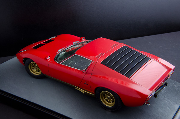 LAMBORGHINI MIURA P400SV(1/24 HASEGAWA)その23 完成写真 ところが-6