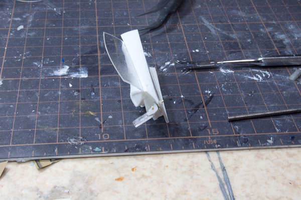 1/24 ランボルギーニ アヴェンタドール 1/24 その4 ガルウィングドアの可動化-1