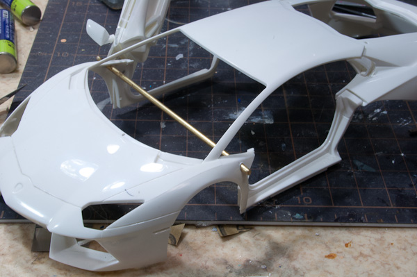 1/24 ランボルギーニ アヴェンタドール 1/24 その4 ガルウィングドアの可動化-2