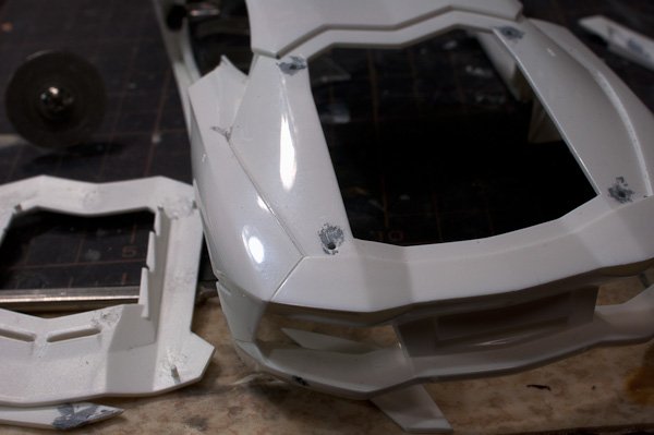 1/24 ランボルギーニ アヴェンタドール 1/24 その8 ボディーのディティール その2-2