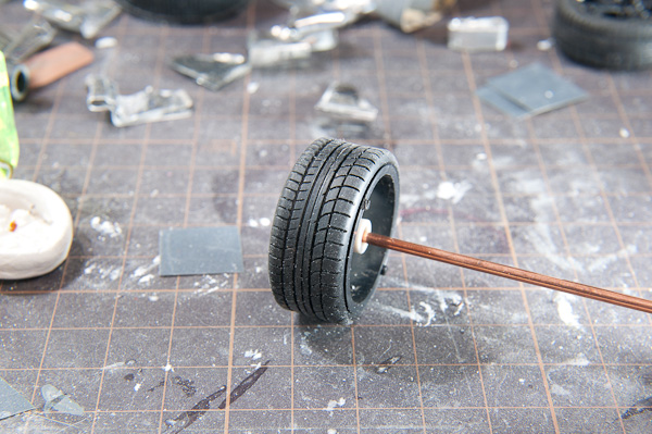 1/24 ランボルギーニ アヴェンタドール 1/24 その11 タイヤとか-3