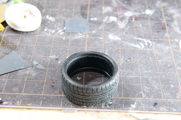 1/24 ランボルギーニ アヴェンタドール 1/24 その11 タイヤとか-4