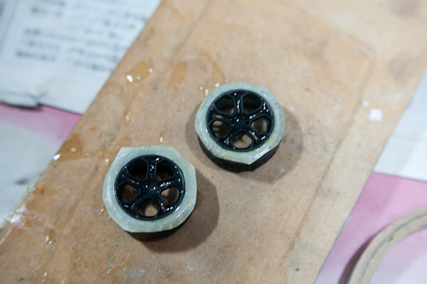 1/24 ランボルギーニ　アヴェンタドール　1/24　その１２　タイヤの刻印（トナー転写方）　続編-5