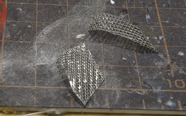 1/24 ランボルギーニ アヴェンタドール 1/24 その21 ヒートプレスで窓とヘッドライト-2