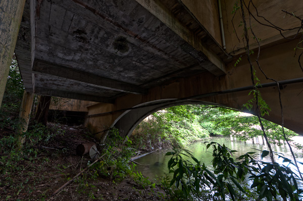 一龍旅館　潜入編　其の壱　渡り廊下-3