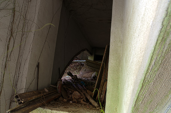 一龍旅館　潜入編　其の壱　渡り廊下-5