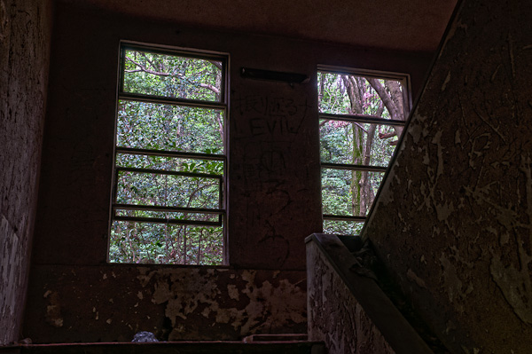 一龍旅館　潜入編　其の参　客室一階-5