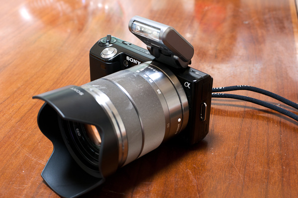 NEX-5 その他付属品 レンズフード、ボディーキャップ、フラッシュ-4