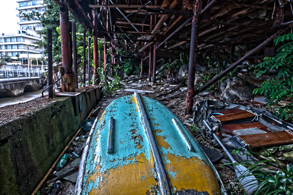 和歌浦探索　其の六　トタン廃墟へ-5