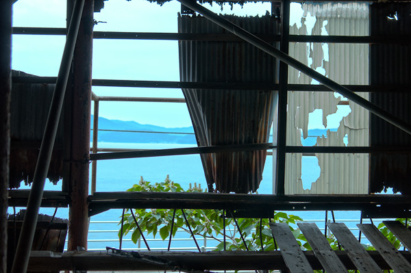 和歌浦探索　其の六　トタン廃墟へ-7