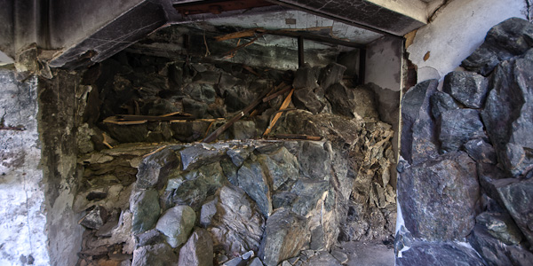 宇治川ほとりの岩風呂風旅館　其の弐-1