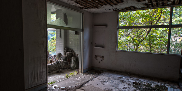 ◆宇治川ほとりの岩風呂風旅館　其の参-6