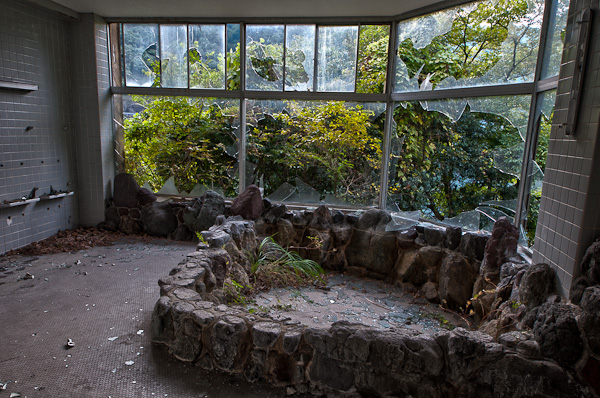 ◆宇治川ほとりの岩風呂風旅館　其の参-7