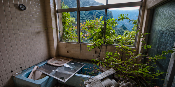 ◆宇治川ほとりの岩風呂風旅館　其の四-3