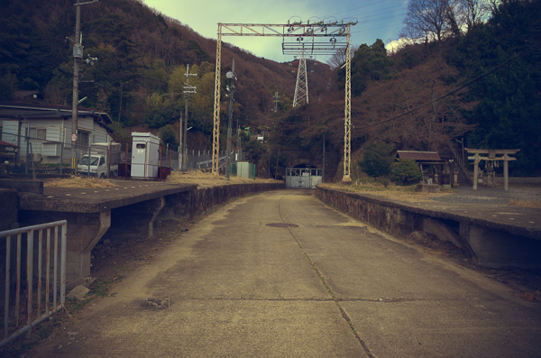 ◆生駒山上別荘廃墟群　旧生駒トンネル-2