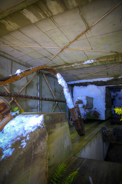 ◆湯原温泉ロープウェイ跡 其の陸 機械室へ-5