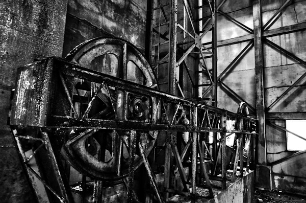 ◆湯原温泉ロープウェイ跡 其の漆 マシンルーム-2