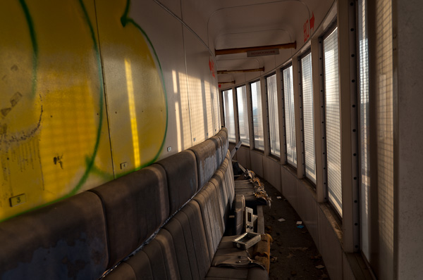 ホテル　ラ･レインボー　其の参　エスカレーターホール-2