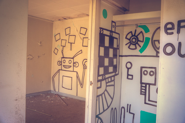 ◆米軍府中基地 其の玖 兵舎内部-1