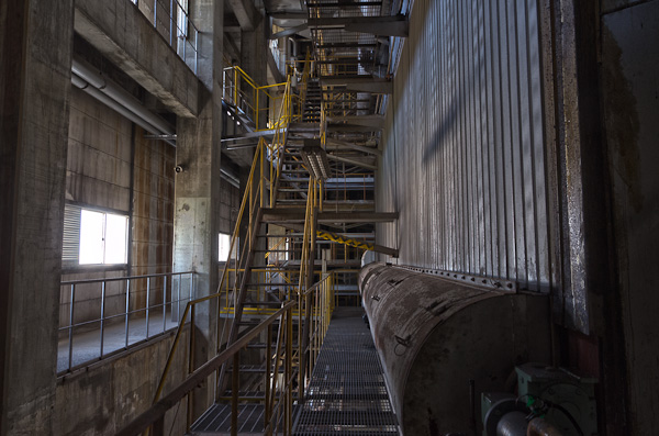 某巨大工場 その二-4